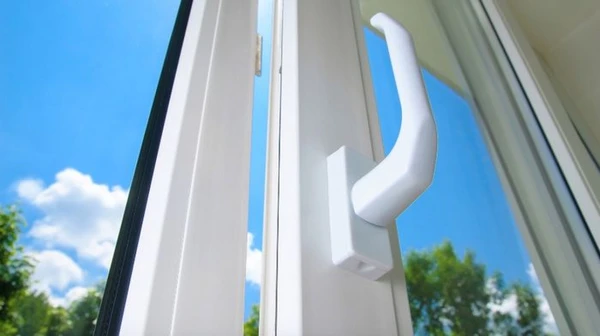 Où remplacer les fenêtres yakisni et élégantes à Dnipro ?